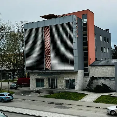 Hotel Lukavac 3*
