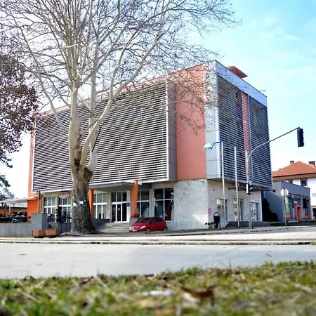 Hotel Lukavac Hotel Lukavac (Tuzla)